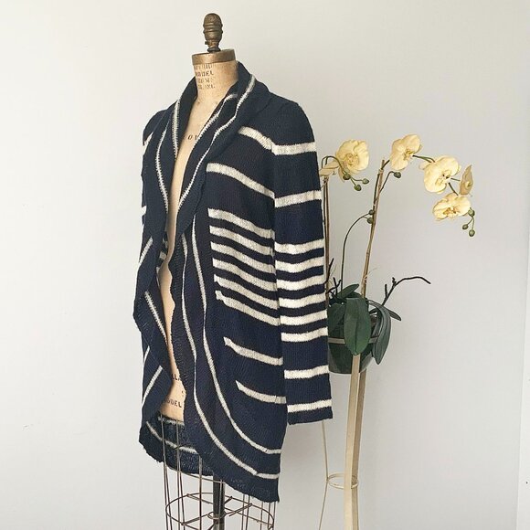 REITMANS Size LARGE Striped Navy Blue and Beige Long Cardigan - Picture 6 of 10